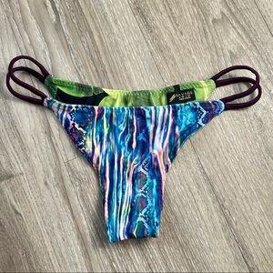 Savage Swim | Chloe